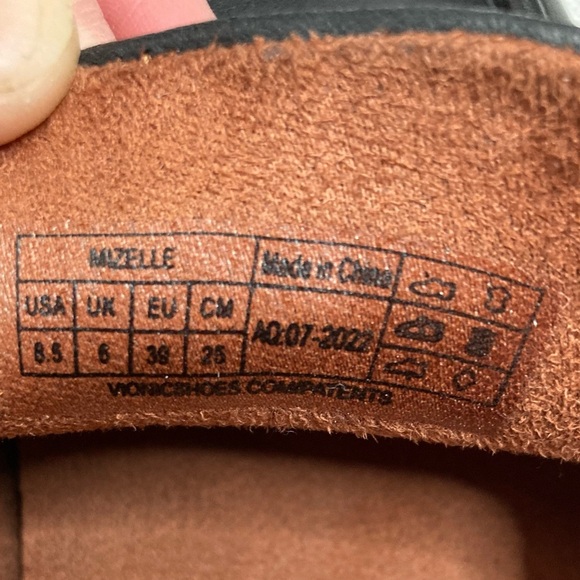 Vionic Mizelle Women's Leather Slip On Loafers - Picture 11 of 13